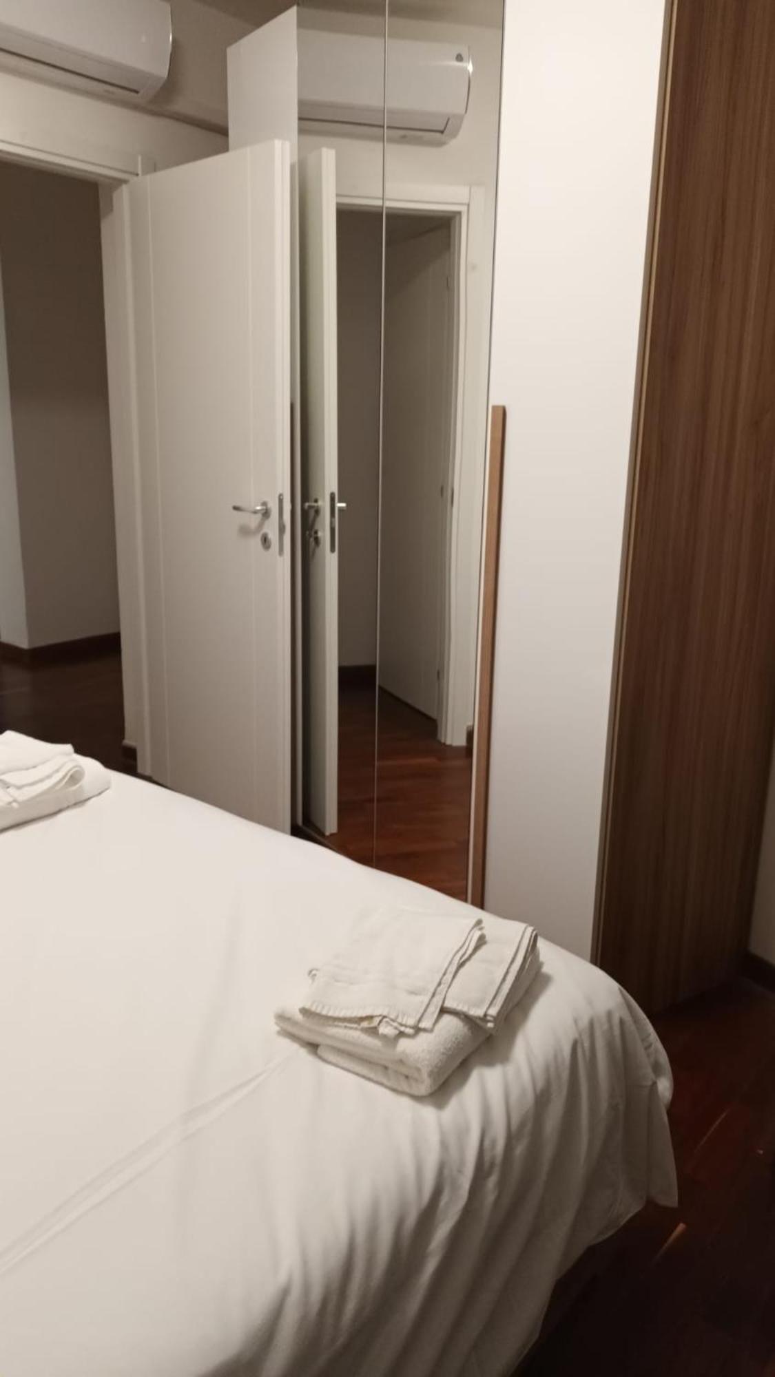 Appartement Casa N 1 Con Parcheggio Privato E Colonnina Ricarica à Livourne Extérieur photo