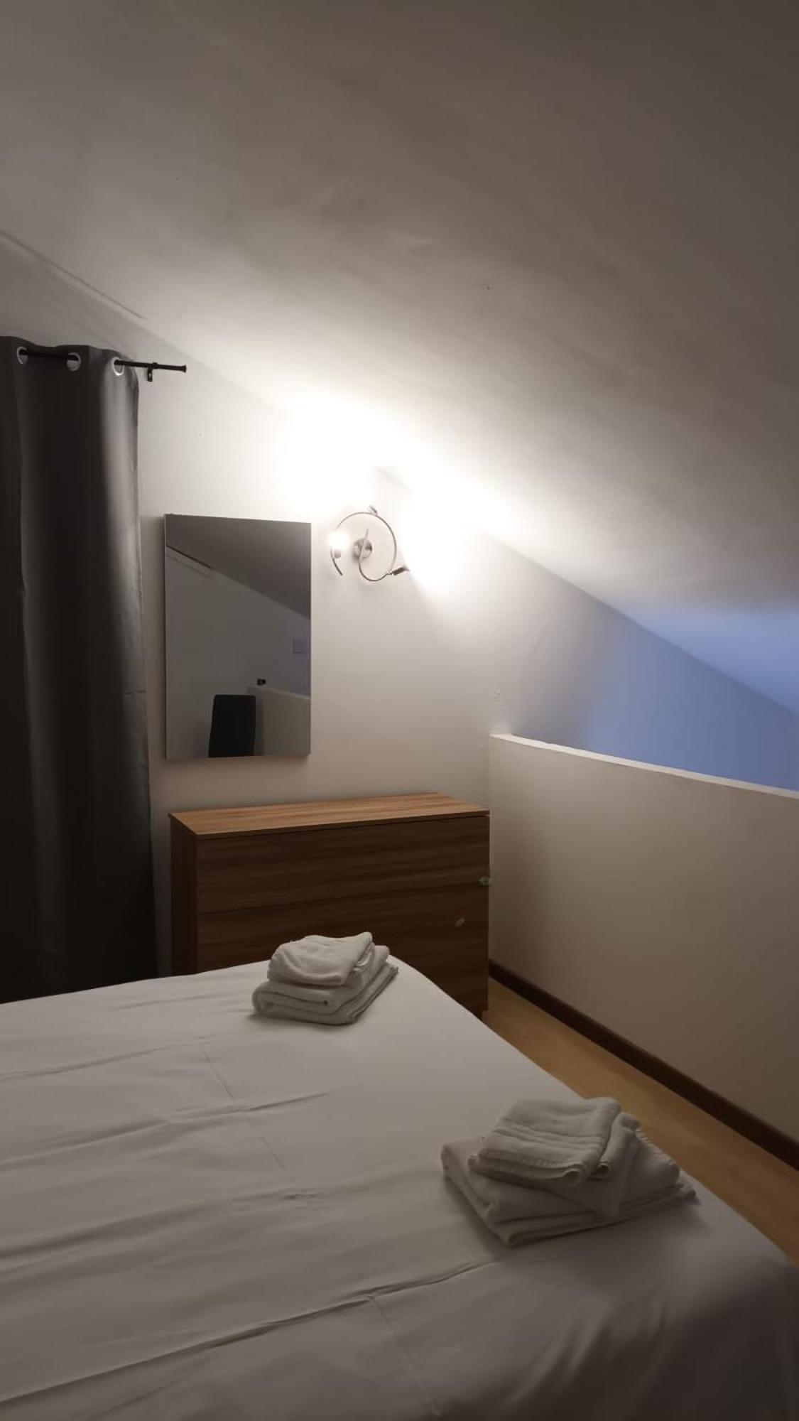 Appartement Casa N 1 Con Parcheggio Privato E Colonnina Ricarica à Livourne Extérieur photo